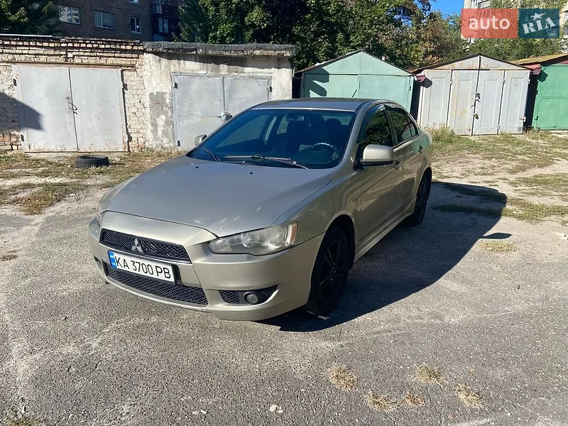 Mitsubishi Lancer