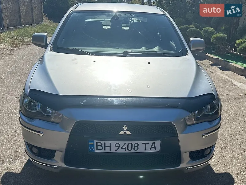 Mitsubishi Lancer