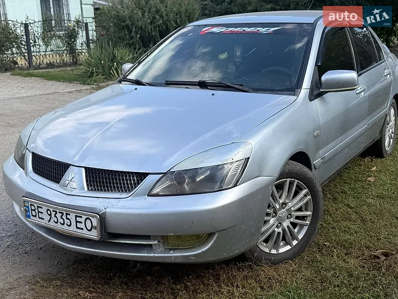 Mitsubishi Lancer