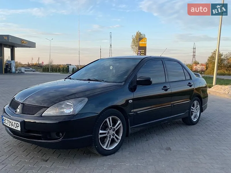 Mitsubishi Lancer