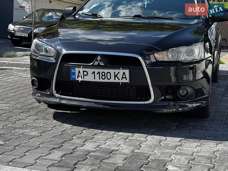 Mitsubishi Lancer