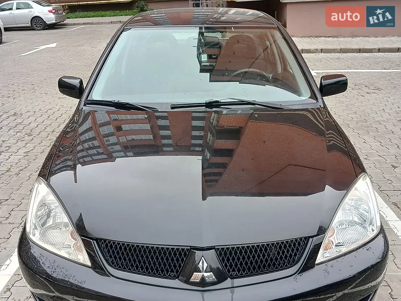 Mitsubishi Lancer