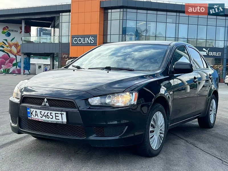 Mitsubishi Lancer