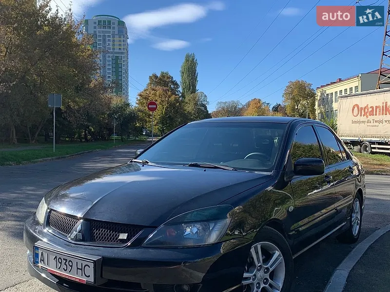 Mitsubishi Lancer