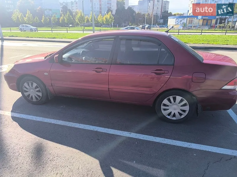 Mitsubishi Lancer