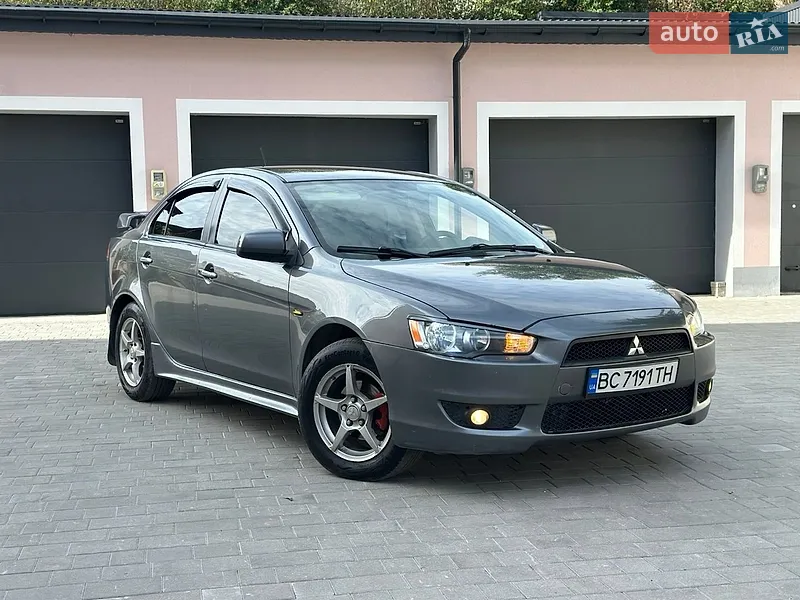 Mitsubishi Lancer