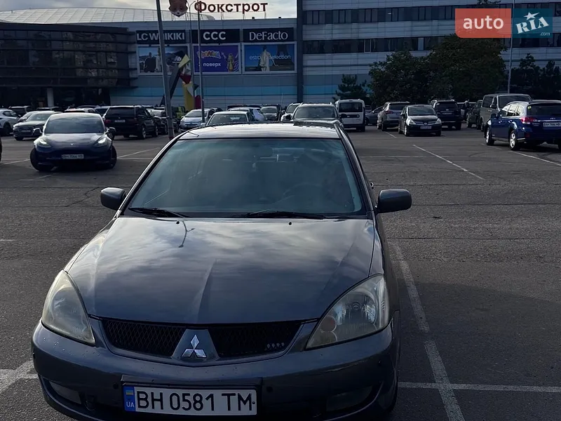 Mitsubishi Lancer