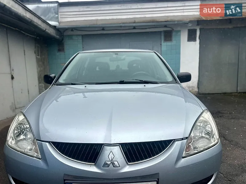 Mitsubishi Lancer 2005