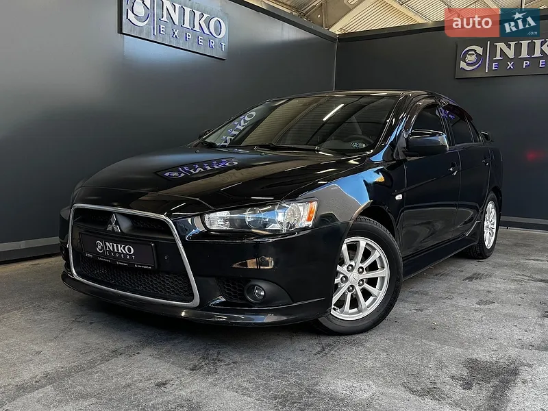 Mitsubishi Lancer