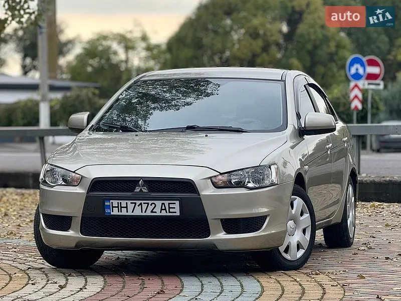 Mitsubishi Lancer
