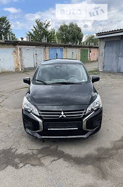 Седан Mitsubishi Mirage 2021 в Киеве