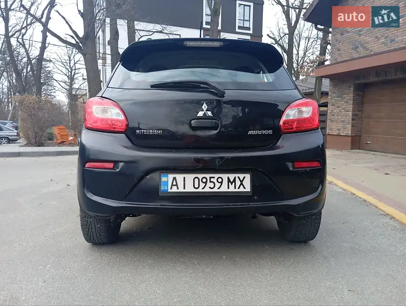 Седан Mitsubishi Mirage 2016 в 