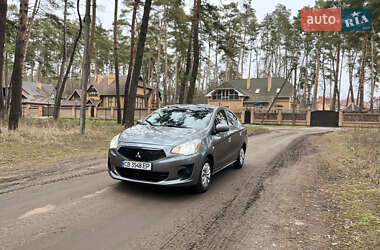 Седан Mitsubishi Mirage 2018 в Чернігові