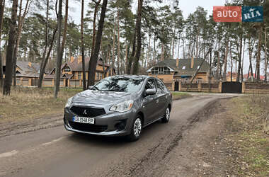 Седан Mitsubishi Mirage 2018 в Чернігові