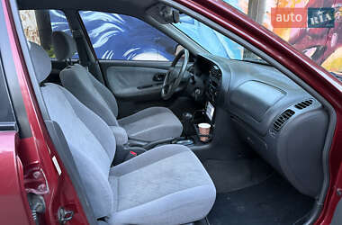 Седан Mitsubishi Mirage 1999 в 