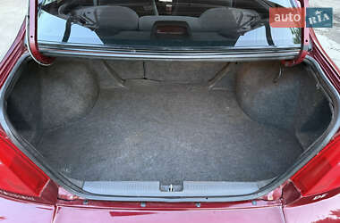 Седан Mitsubishi Mirage 1999 в 