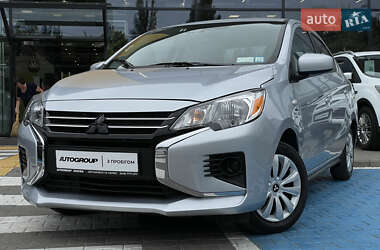 Седан Mitsubishi Mirage 2022 в 