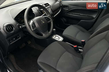 Седан Mitsubishi Mirage 2022 в 