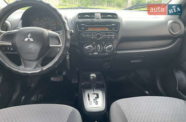 Хэтчбек Mitsubishi Mirage 2016 в 