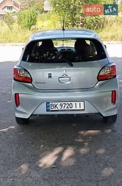 Хэтчбек Mitsubishi Mirage 2021 в 