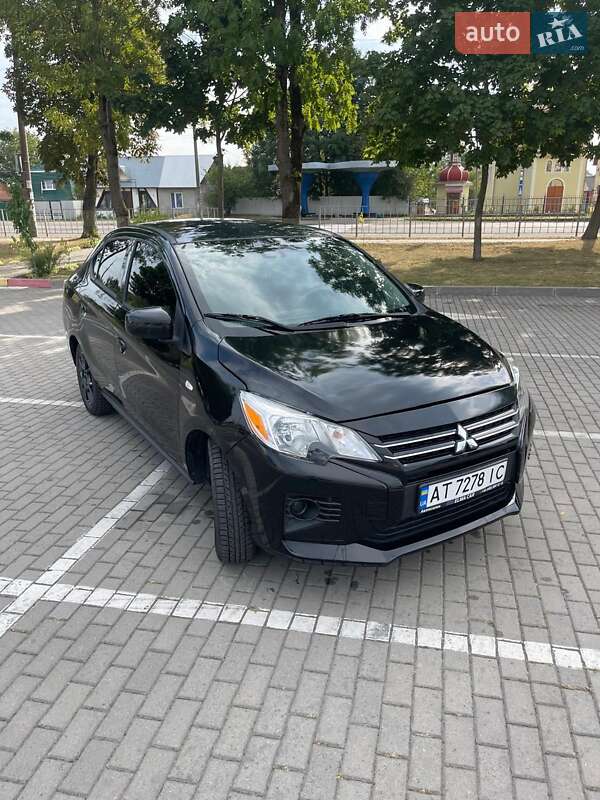 Седан Mitsubishi Mirage 2020 в Днепре