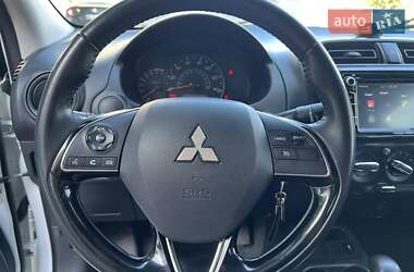 Седан Mitsubishi Mirage 2017 в 