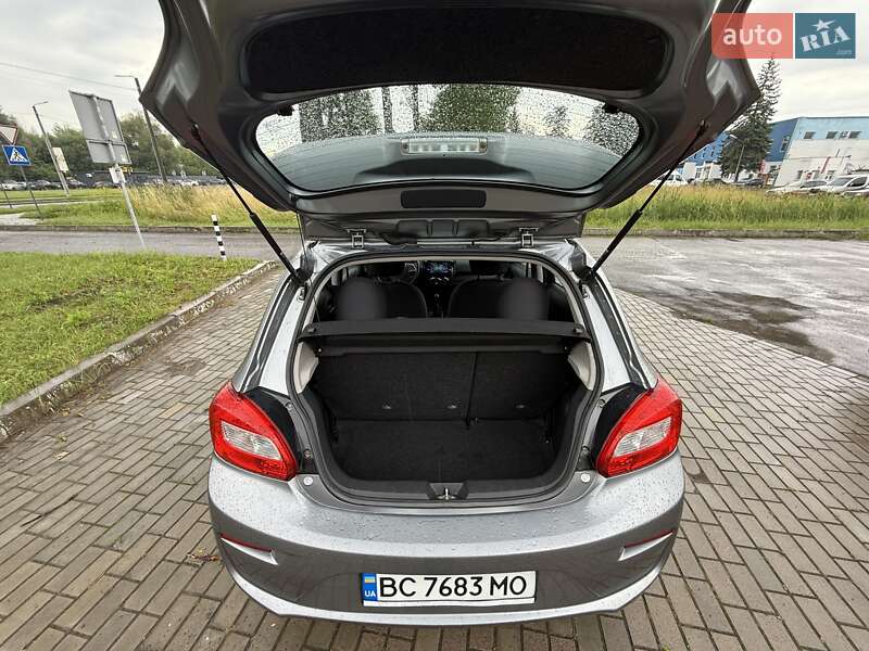 Хэтчбек Mitsubishi Mirage 2017 в Львове