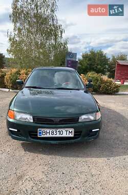 Седан Mitsubishi Mirage 2001 в 