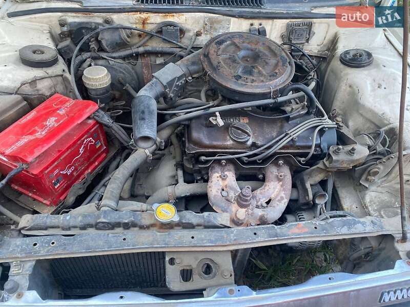 Універсал Mitsubishi Mirage 1984 в Миколаєві