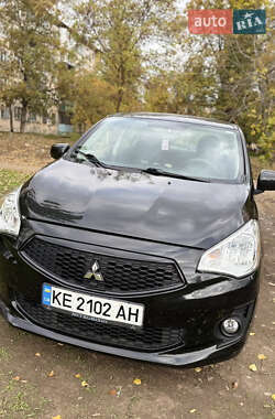 Седан Mitsubishi Mirage 2020 в Кривом Роге