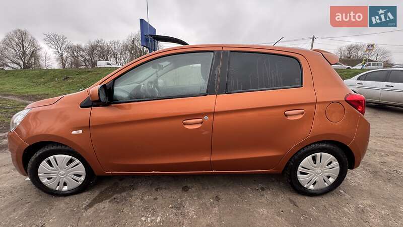 Хетчбек Mitsubishi Mirage 2017 в Сумах