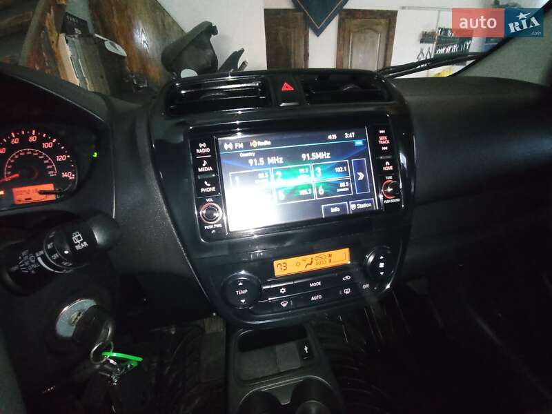 Хэтчбек Mitsubishi Mirage 2019 в Умани