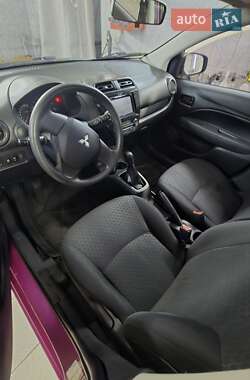 Хетчбек Mitsubishi Mirage 2014 в Києві