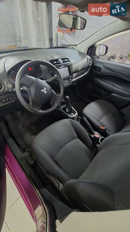 Хетчбек Mitsubishi Mirage 2014 в Києві
