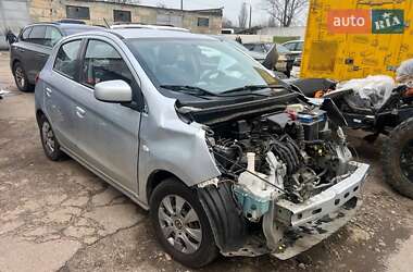 Хэтчбек Mitsubishi Mirage 2015 в Одессе