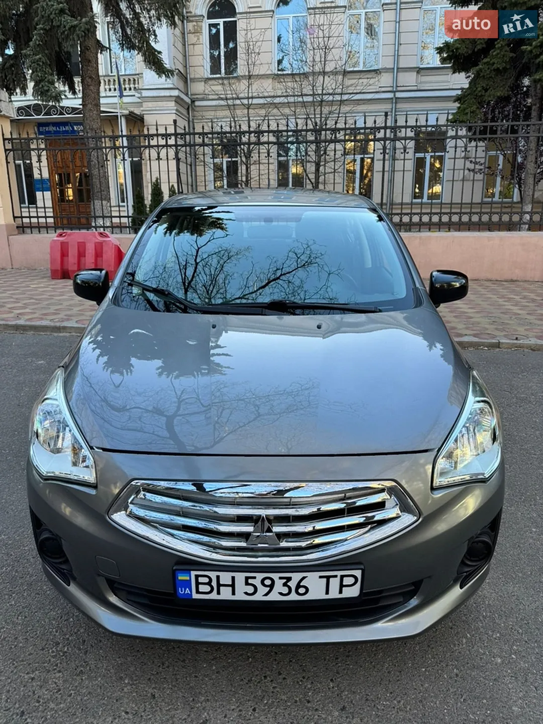 2019 Mitsubishi Mirage - мініатюра 2