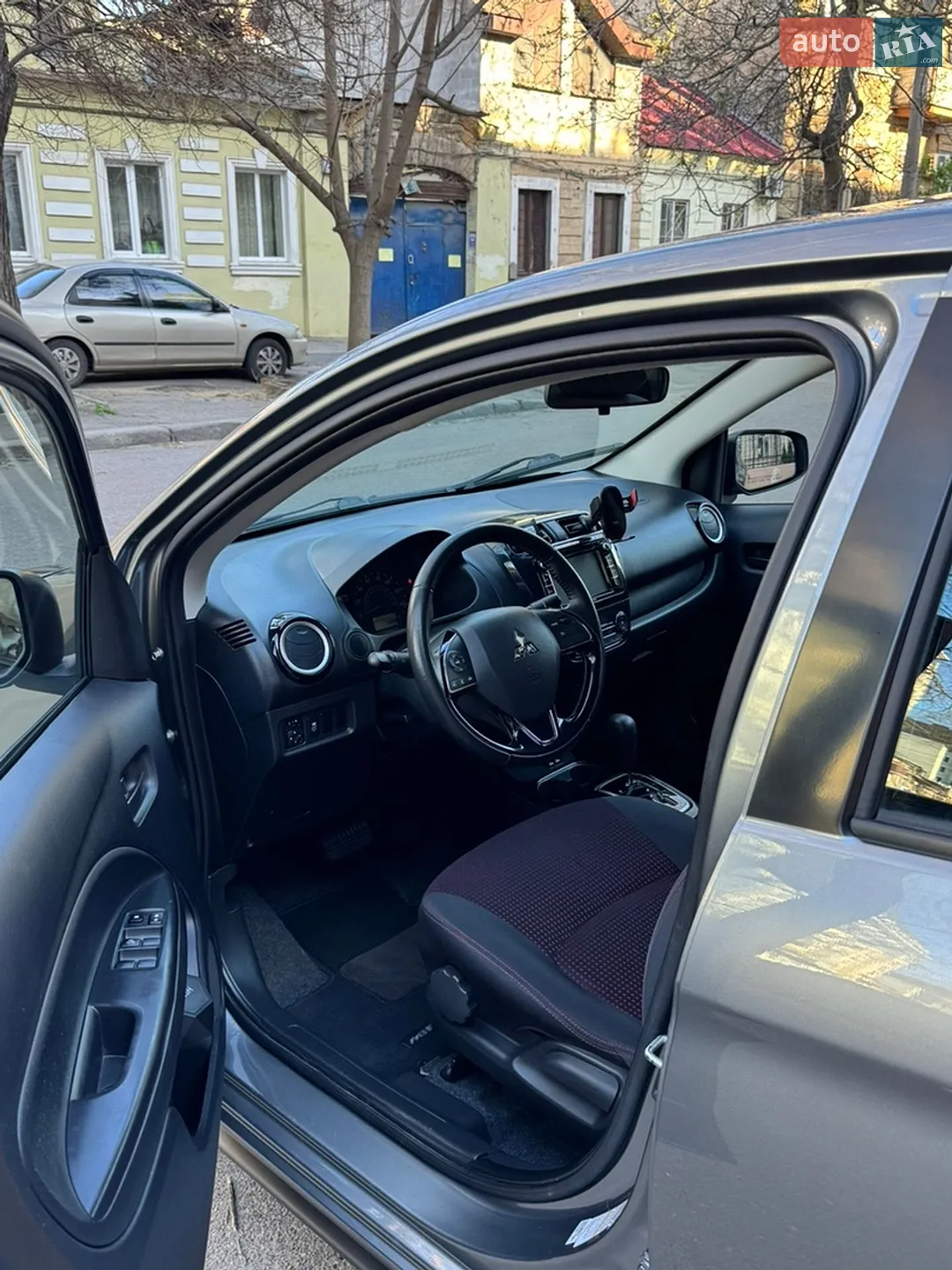 2019 Mitsubishi Mirage - мініатюра 17