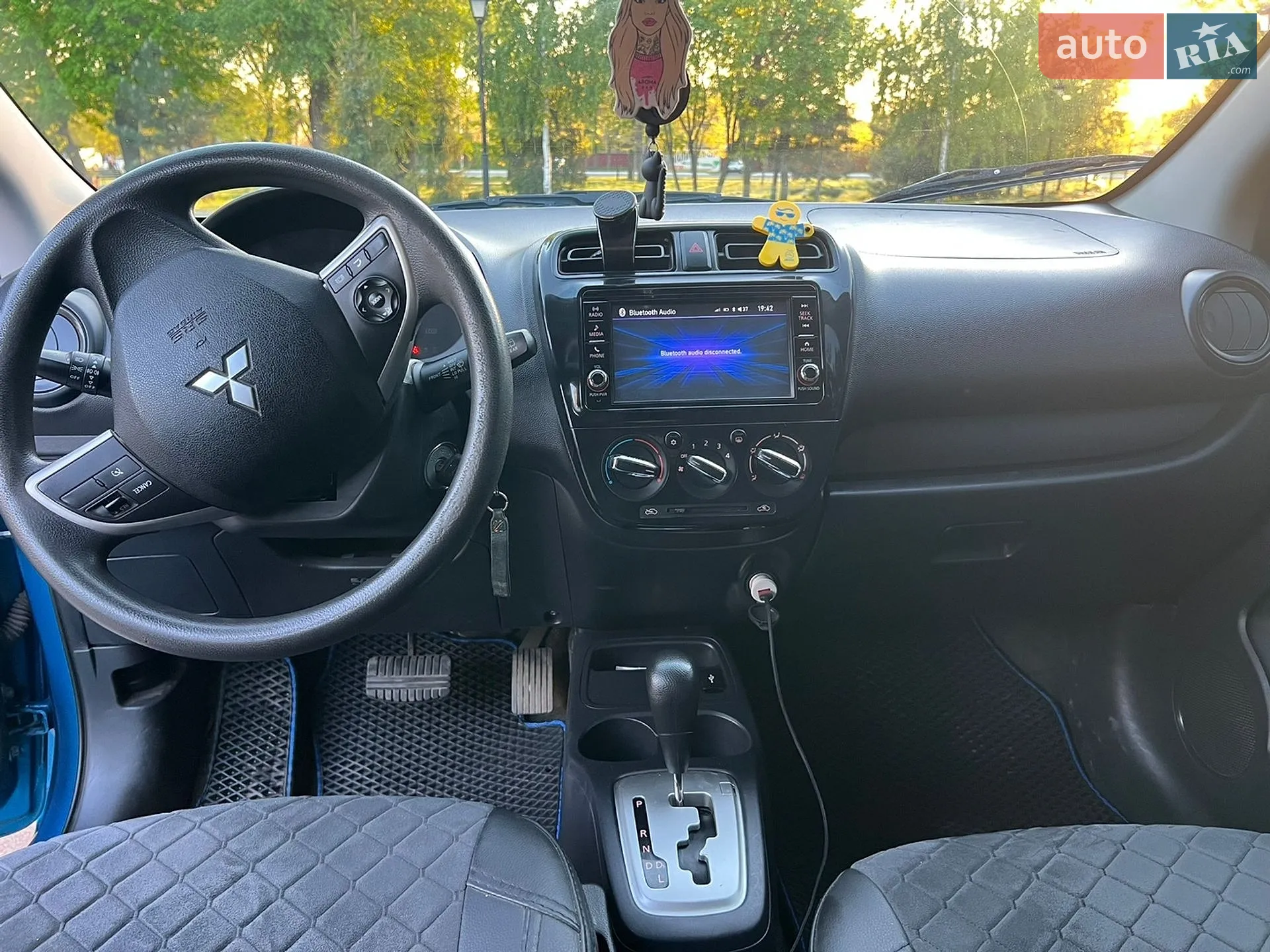 2019 Mitsubishi Mirage - мініатюра 8