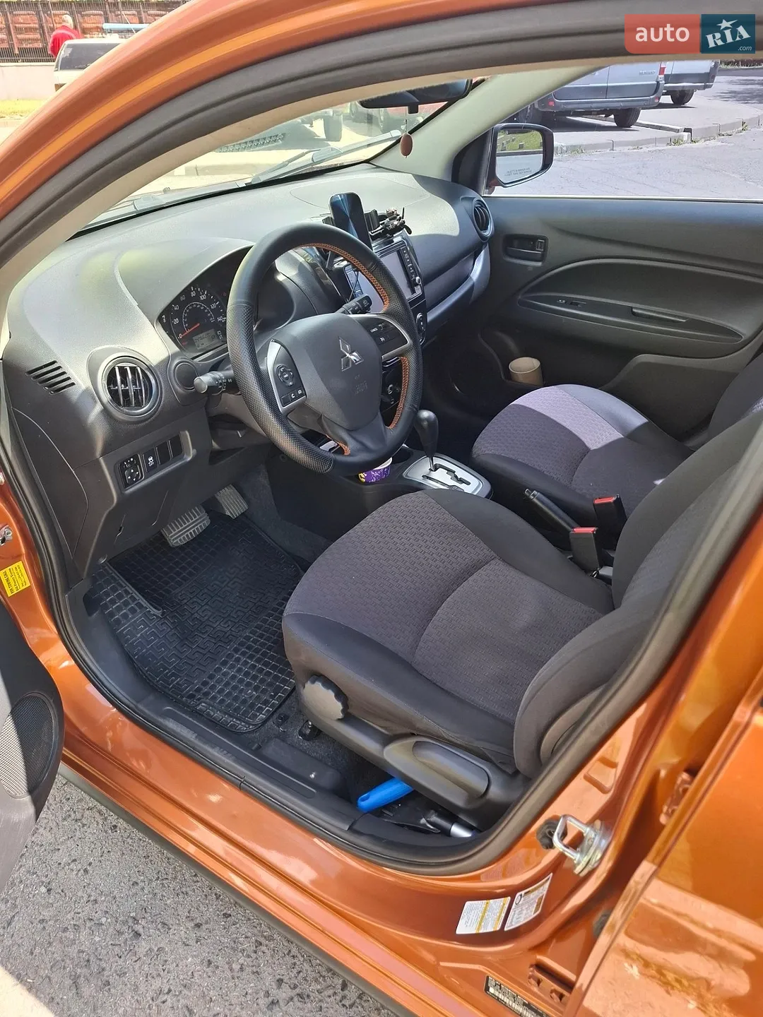 2019 Mitsubishi Mirage - мініатюра 7