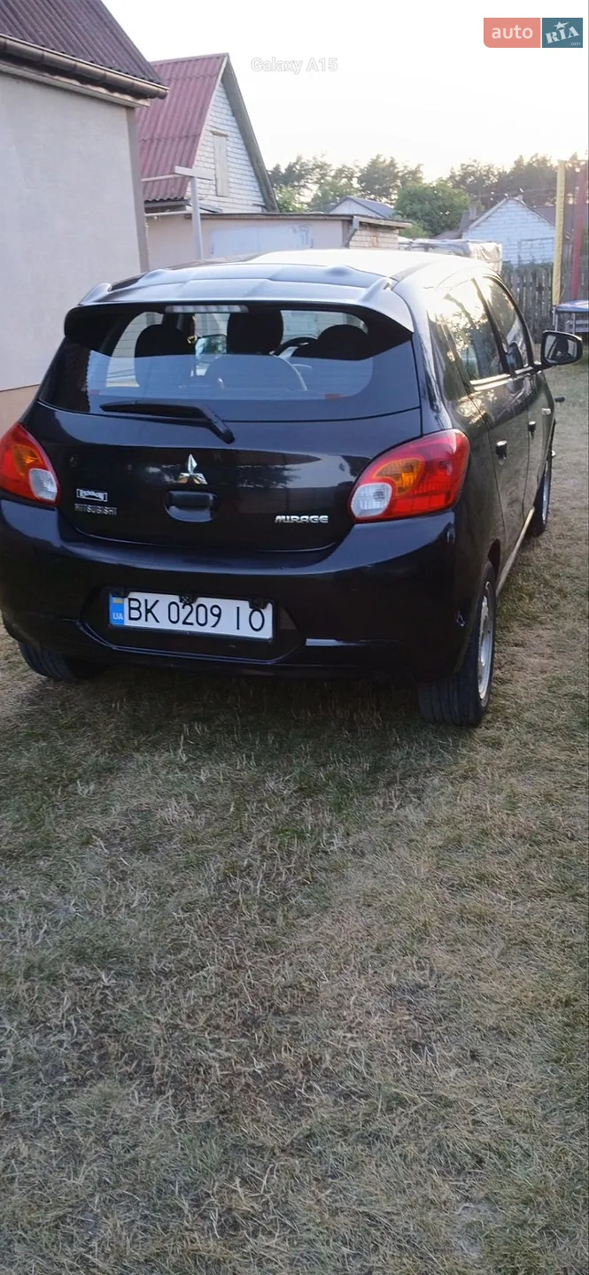 2013 Mitsubishi Mirage - мініатюра 6