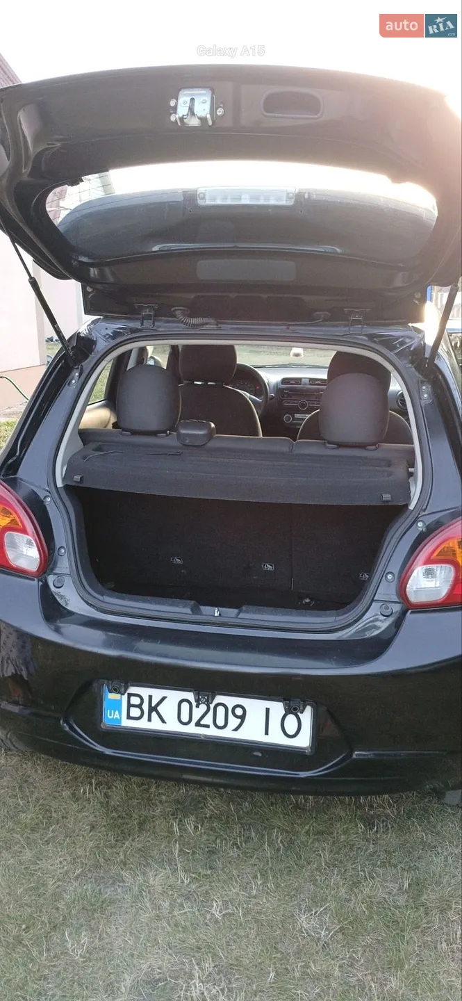 2013 Mitsubishi Mirage - мініатюра 8