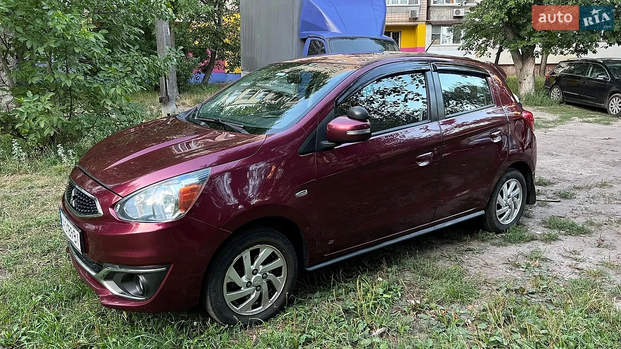 2017 Mitsubishi Mirage - мініатюра 13