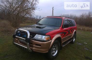 Позашляховик / Кросовер Mitsubishi Montero 1997 в 