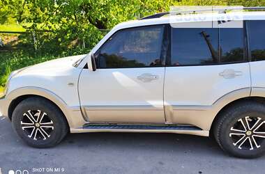 Внедорожник / Кроссовер Mitsubishi Montero 2005 в Шумске