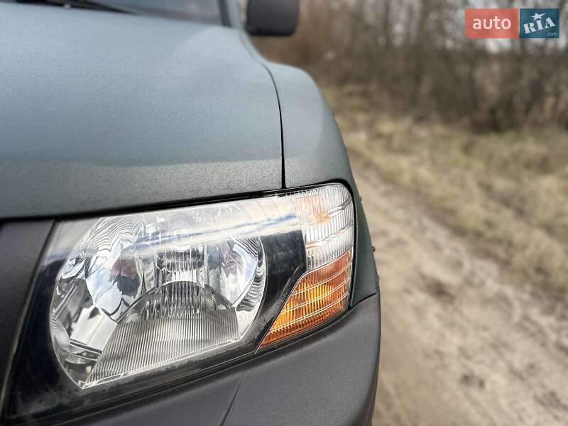 Внедорожник / Кроссовер Mitsubishi Montero 2000 в Костополе