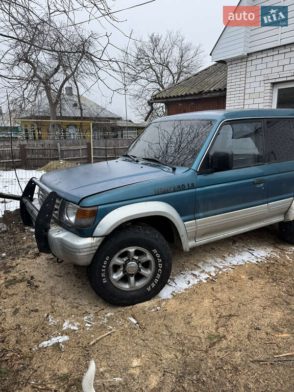 Mitsubishi Montero 1995