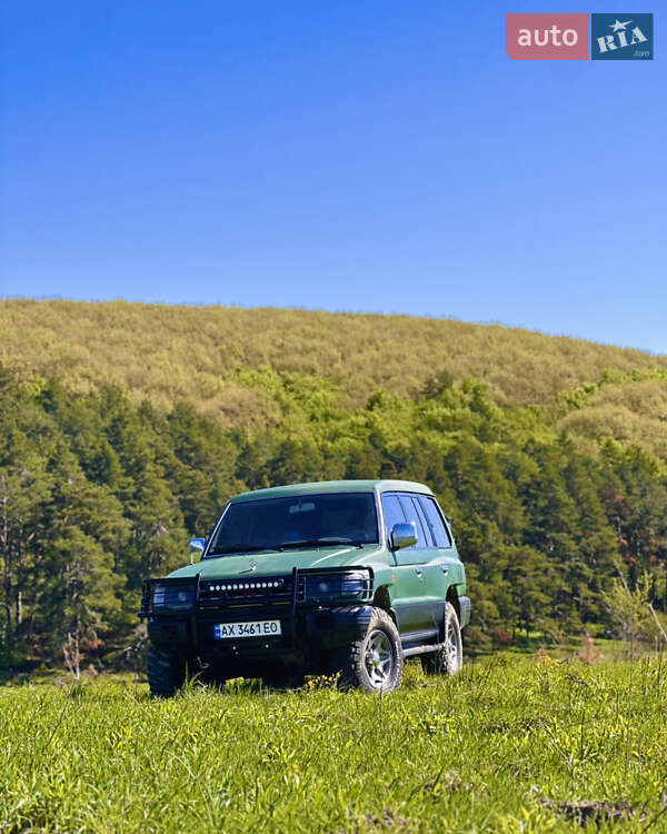 Внедорожник / Кроссовер Mitsubishi Montero 1997 в Киеве