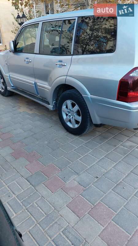 Внедорожник / Кроссовер Mitsubishi Montero 2006 в Николаеве