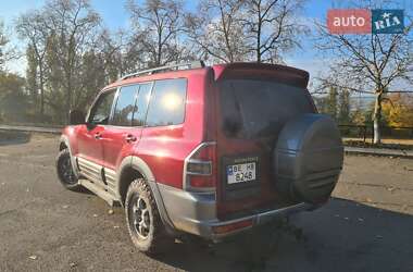 Внедорожник / Кроссовер Mitsubishi Montero 2001 в 