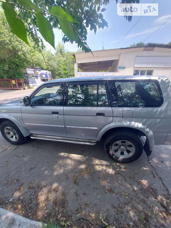 Позашляховик / Кросовер Mitsubishi Nativa 2007 в Одесі